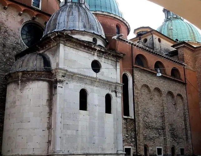 La Petite Maison Daire *