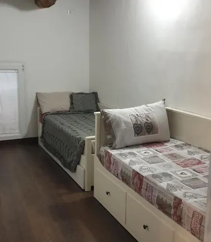 La Petite Maison Daire *